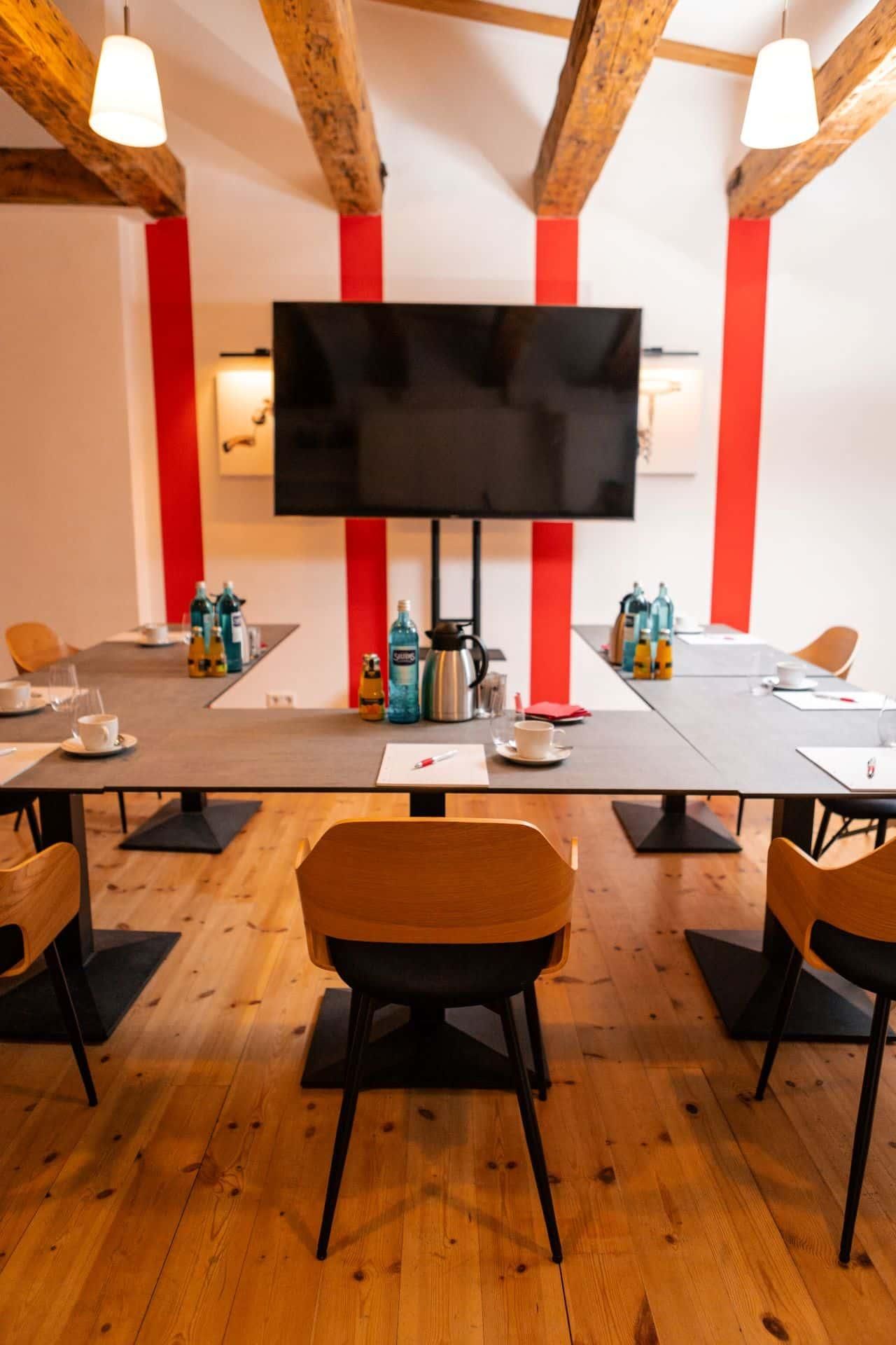 Berlin  Meetingraum der Weinlobbyist - Supper Club image 6