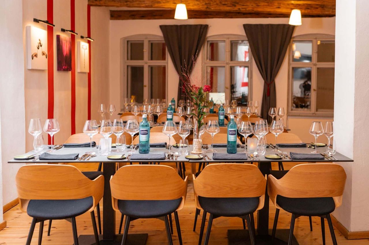 Berlin  Meetingraum der Weinlobbyist - Supper Club image 8