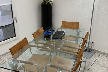 Rest der Welt Kundengespräch  Sitzungszimmer Solothurn image 0