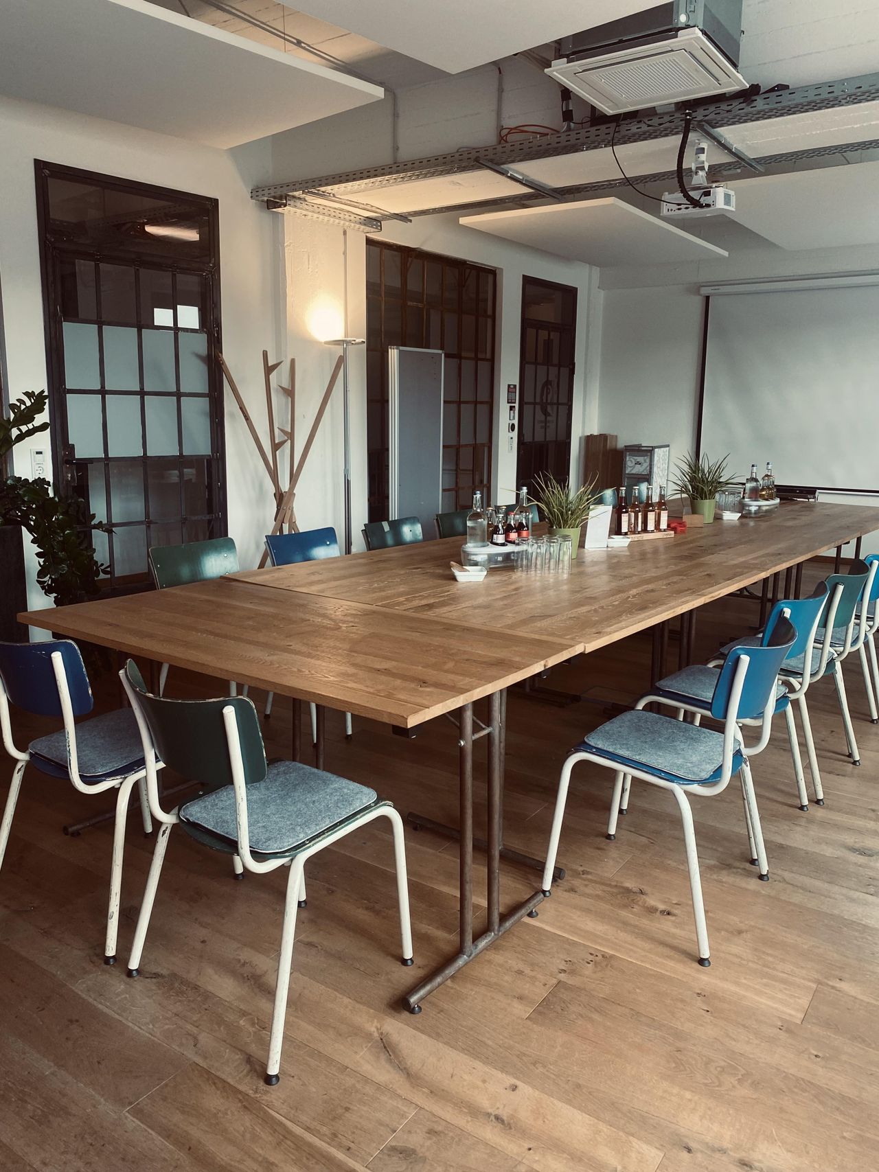 Herford  Vergaderzalen Brain Force Three image 1