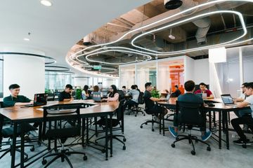 Rest der Welt  Coworking Space Fixed Desk (dedicated seat) monthly membership image 1