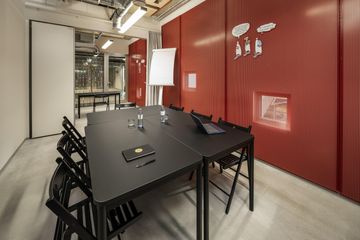 Vienna Kundengespräch Conference Hotel JO&JOE VIENNA image 3