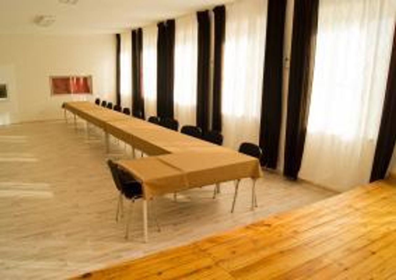 Rest der Welt   Aula image 1