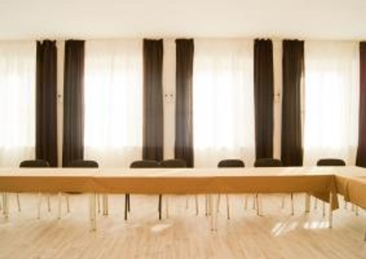 Rest der Welt   Aula image 1