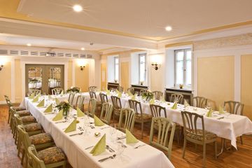 Rest of the World   Spiegelsaal image 1