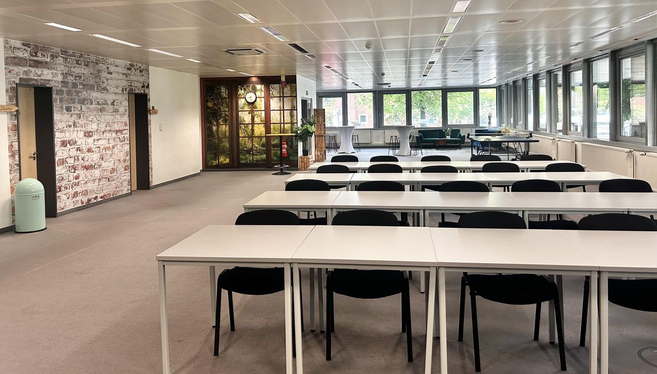Hamburg Kreatives Meeting Function Room Der Raum am Michel image 6