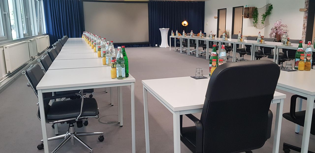 Hamburg Kreatives Meeting Veranstaltungsraum Der Raum am Michel image 9