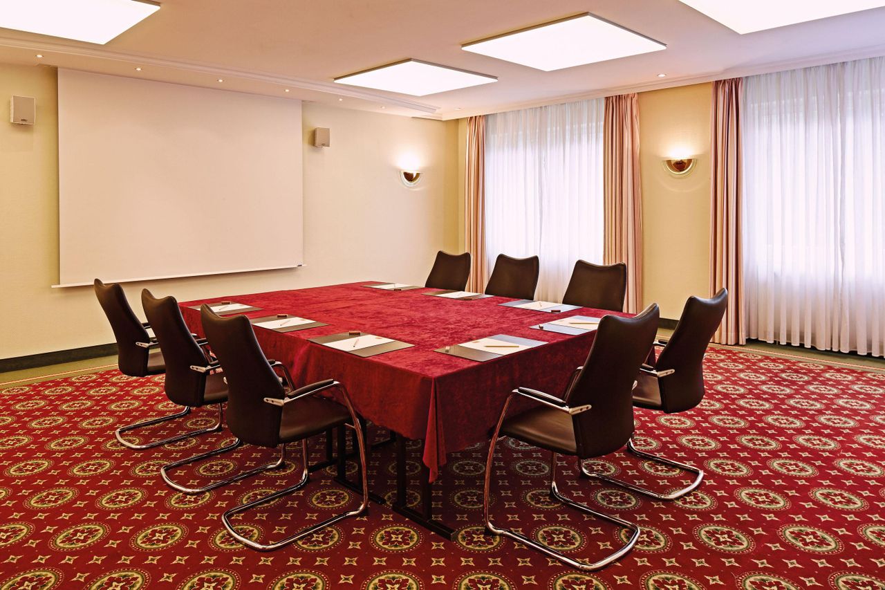 Hamburg   Augusta A image 1