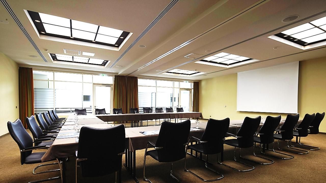 Hamburg   Kupferteich AB image 1