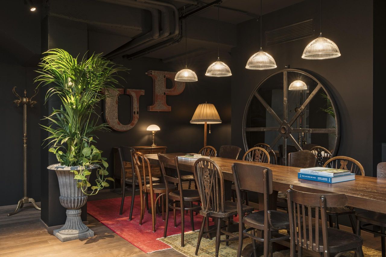 Wien  Bar Lounge Ruby Lissi Hotel & Bar image 3