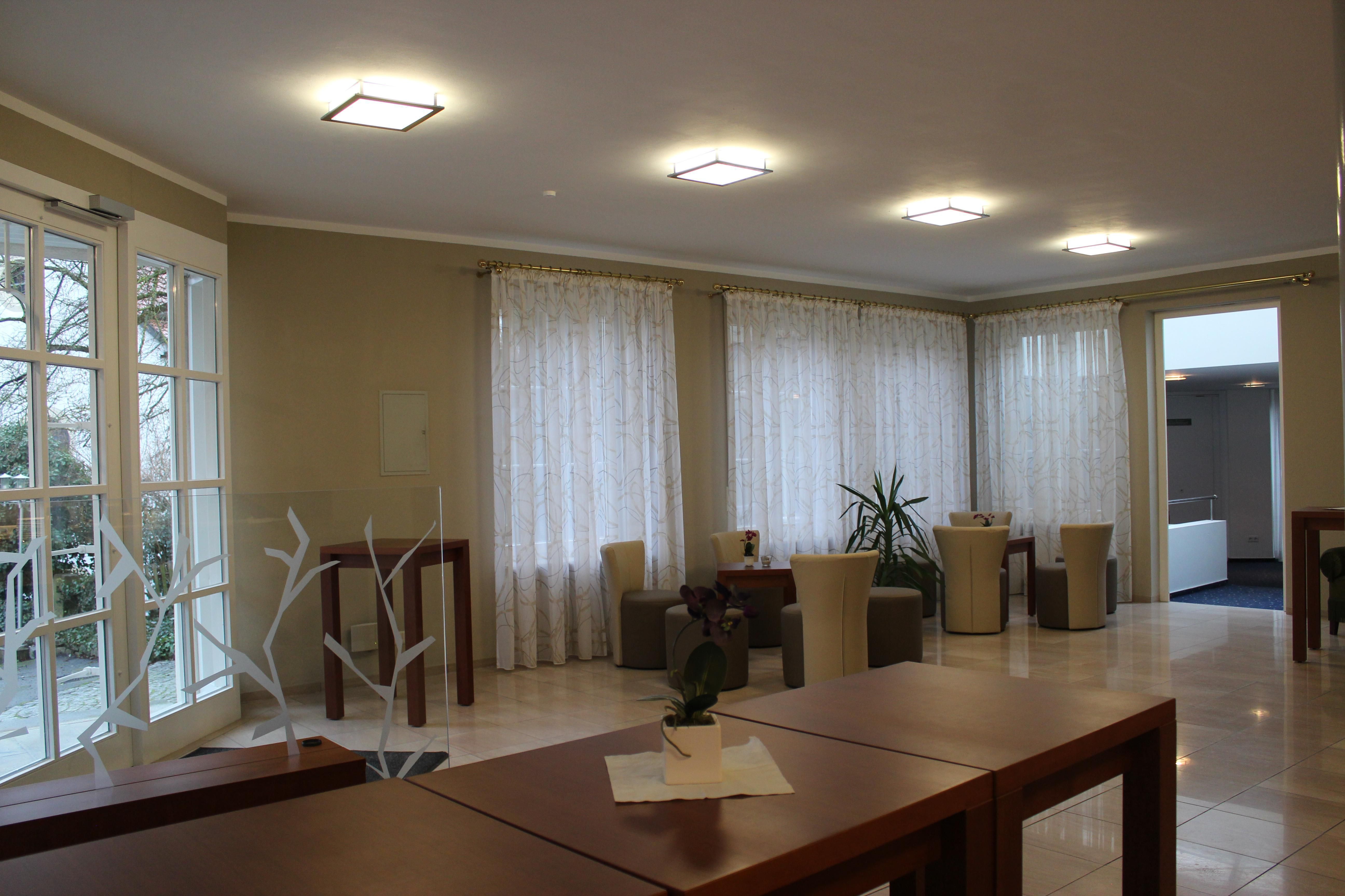 Rent Hotel Restaurant Schloss Döttingen Schloss Langenburg GH 1 Spacebase