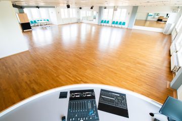 Leipzig Geburtstag Raumwunder image 10