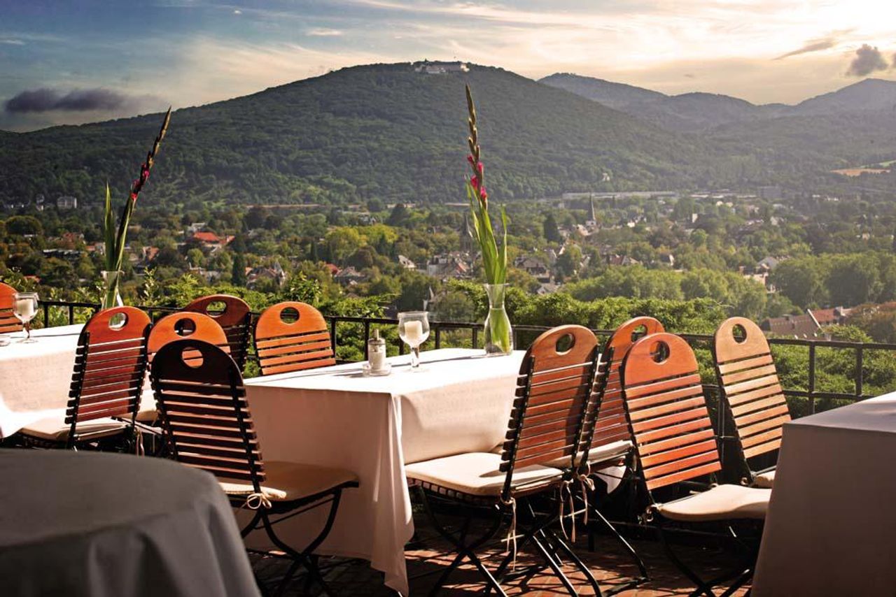 Bonn Geburtstag  Die Godesburg image 10