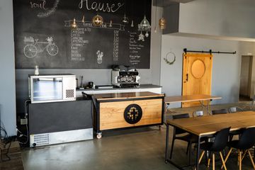 Bonn  Corporate event space Café image 2