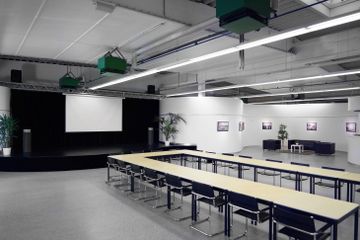 Rest der Welt corporate event spaces Außergewöhnlich Konferenzloft image 1