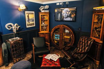 London workshop spaces Meeting room The Study Space image 7