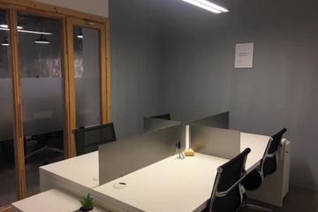 Paris workshop spaces Coworking Space Büro für 4 Personen image 1