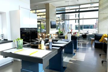 Keulen Kreatives Meeting Keuken studio Die Showküche im KRANHAUS Nord - Kochen am Rhein image 1