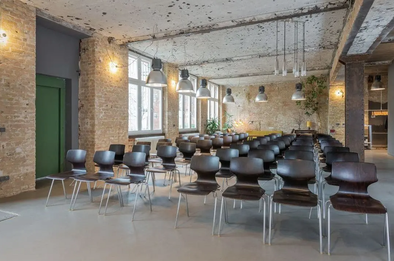 Berlin  Unusual venue Lab Kombination image 6