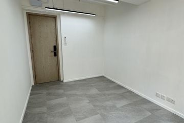 Hongkong  Coworking spaces PRIVATE OFFICE IN MONG KOK (ROOM B) image 1