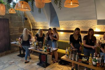 Fürth Gruppenarbeit Bar Privatraum 2 image 3