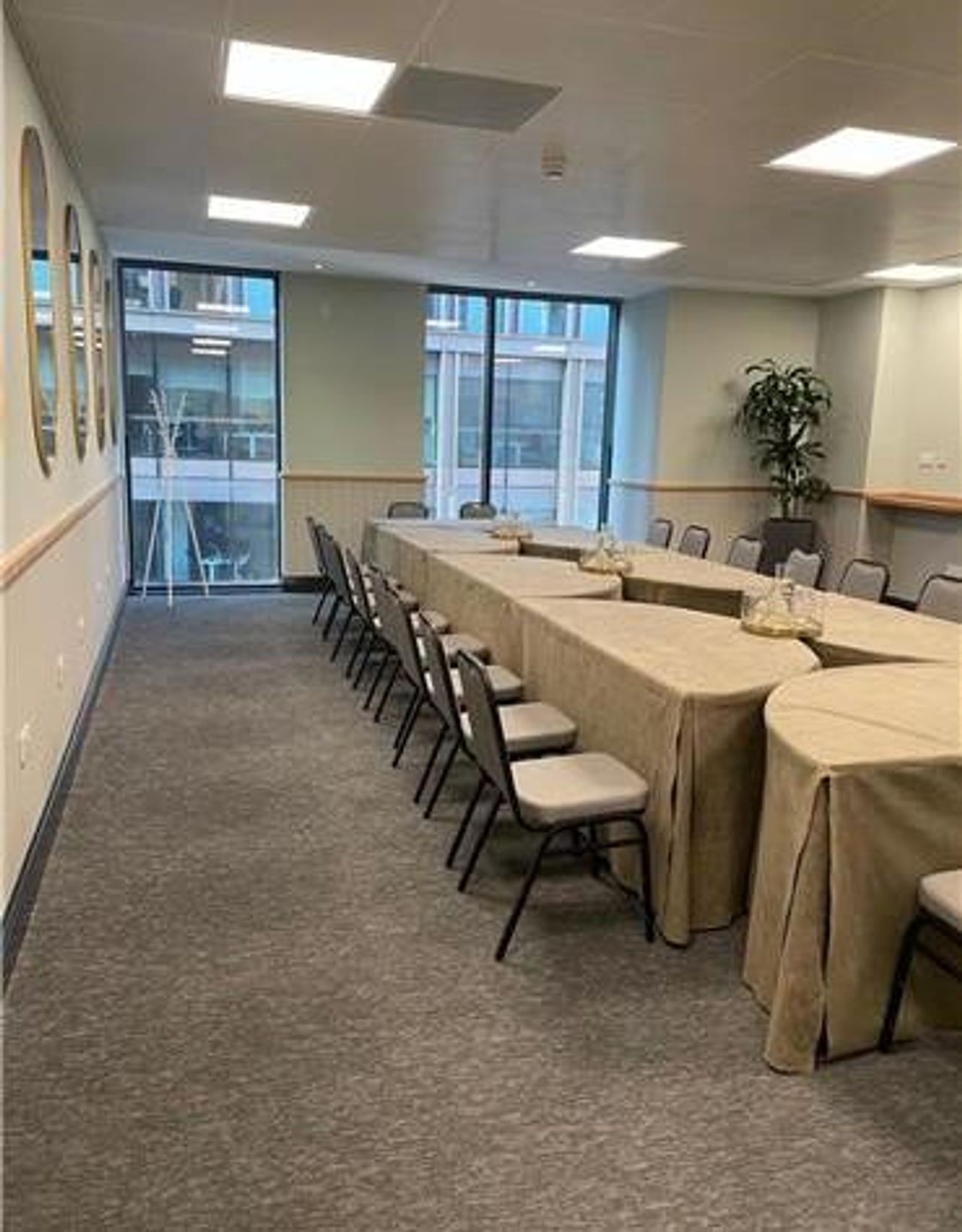 Rest of the World Mobile Working Corporate event space Mackintosh Suite image 2