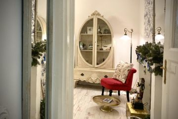 Boedapest Fotostudio Main Studio Room – The Aristocratic Design & Production Suite image 4