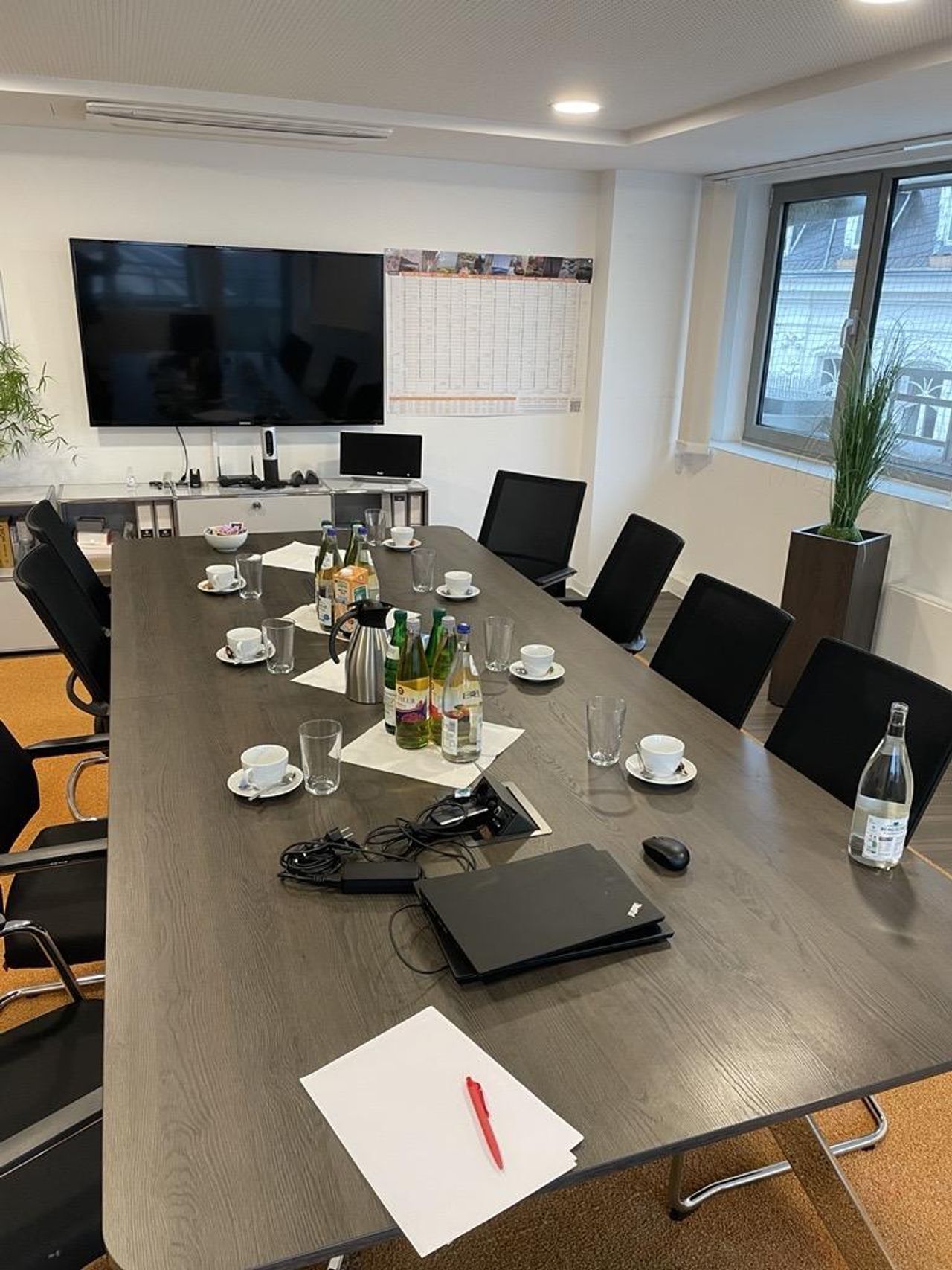 Bonn  Vergaderzalen CINTELLIC Konferenzraum - Mount Everest image 1