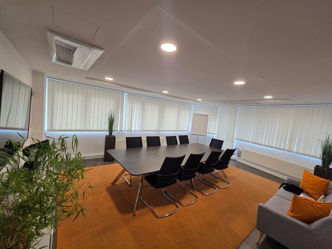 Bonn  Vergaderzalen CINTELLIC Konferenzraum - Mount Everest image 6