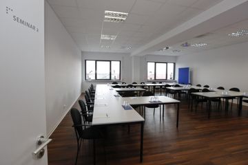 Düsseldorf Bijzondere locatie RAUM 2 image 2