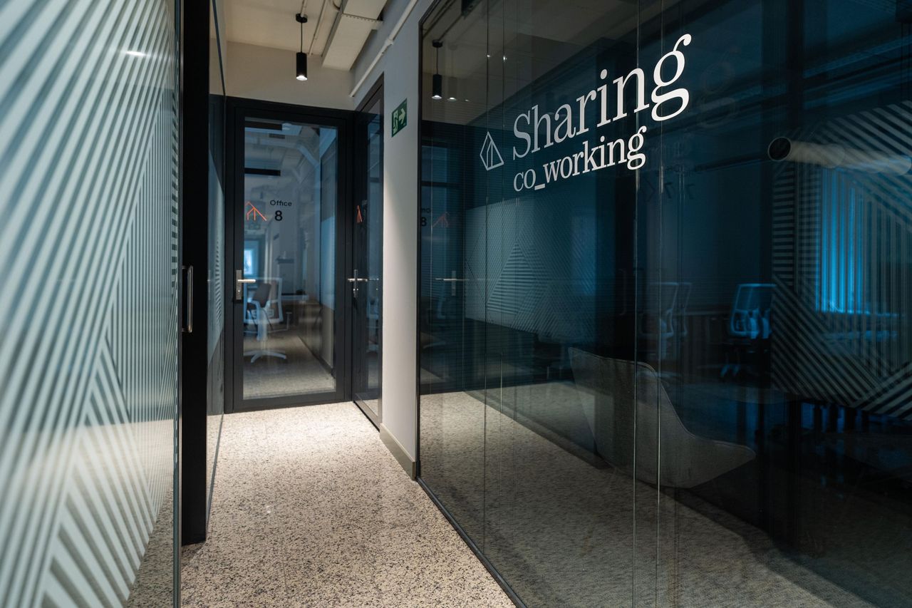 Málaga  Meeting room Sharing Offices image 3