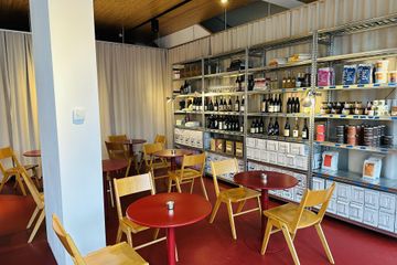 Berlin  Cafe Open House image 1