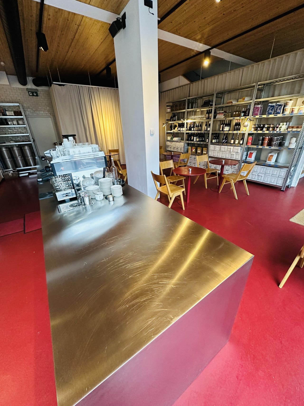 Berlin  Cafe Open House image 4