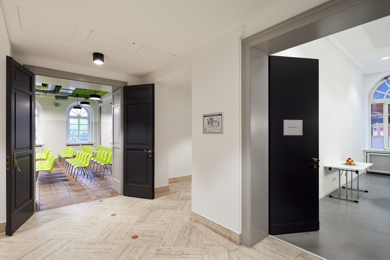 Berlijn  Seminarruimtes Kaminzimmer image 3