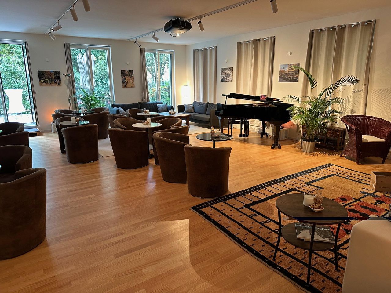 Berlijn Coworking Evenementenlocaties EmMi 0 image 12