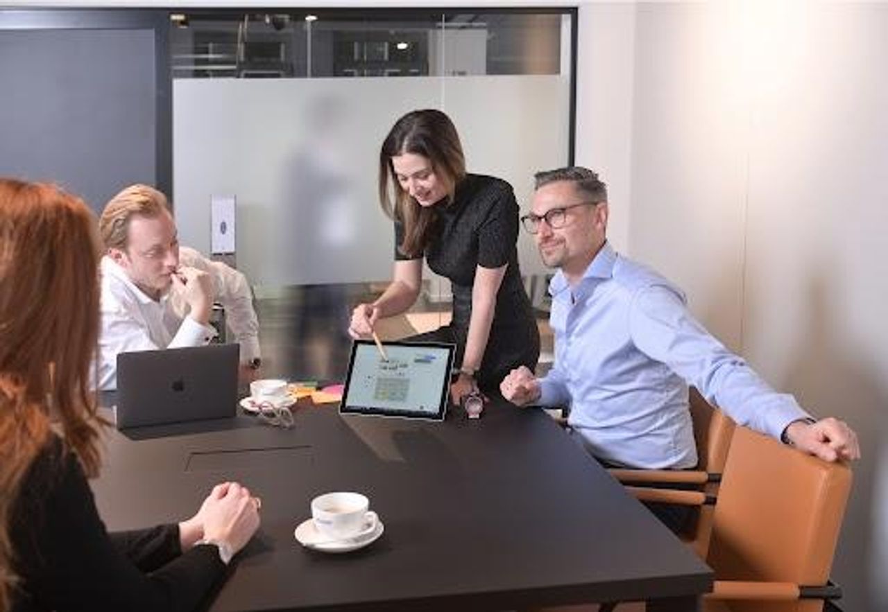 Hamburg Kreatives Meeting Conferentiezalen Board Room 1 image 1