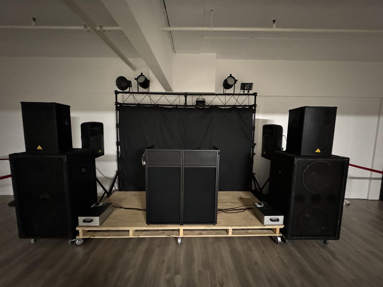 Almere  Function Room Zaal verhuur Almere Buiten (200m2) image 3