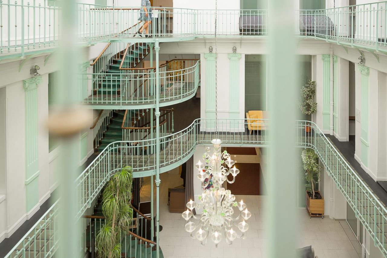 Paris Offsite Meeting Boardroom Espace Cléry image 5