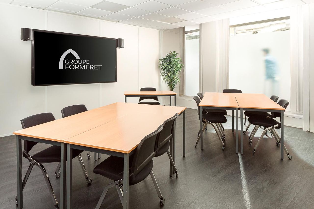 Paris Offsite Meeting Boardroom Espace Cléry image 29