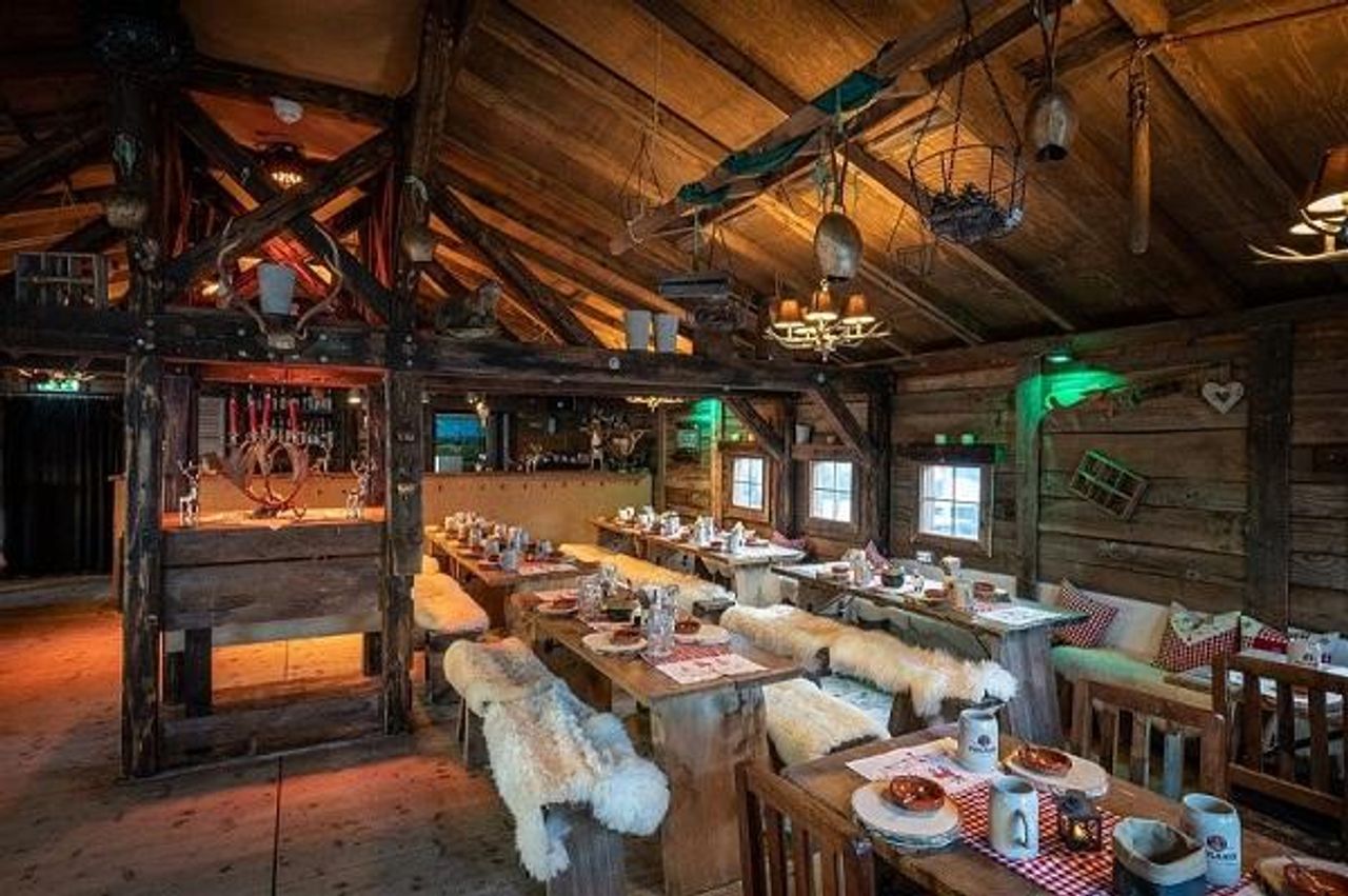 Baden-Baden  Tagungsräume Almhütte image 0