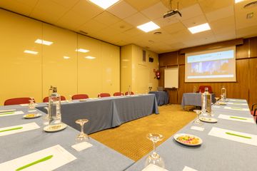Madrid Offsite Meeting Vergaderzalen MEETING ROOM 2 image 10