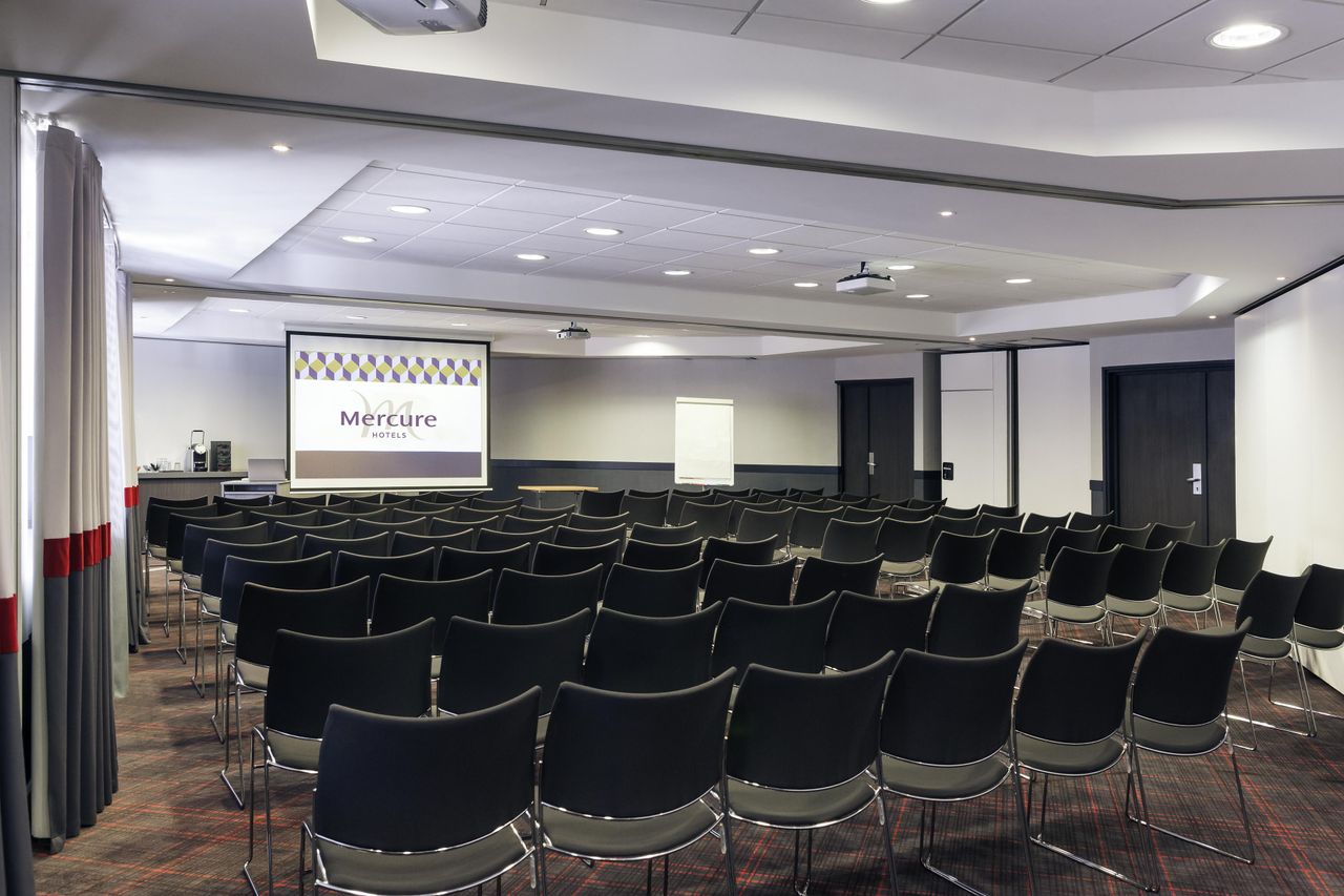 Nanterre Offsite Meeting Meeting room ARC DE TRIOMPHE + GRANDE ARCHE Salon image 0