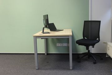 Berlin  Office desk Developer Desk image 2