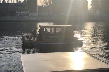 Berlin Party Boot Spreefloss Berlin image 1