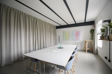 Wiesbaden Kreatives Meeting Coworking spaces Raum Frieda 32 qm image 1