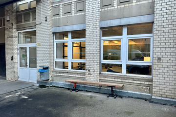 Berlin Corporate event space Co. image 7