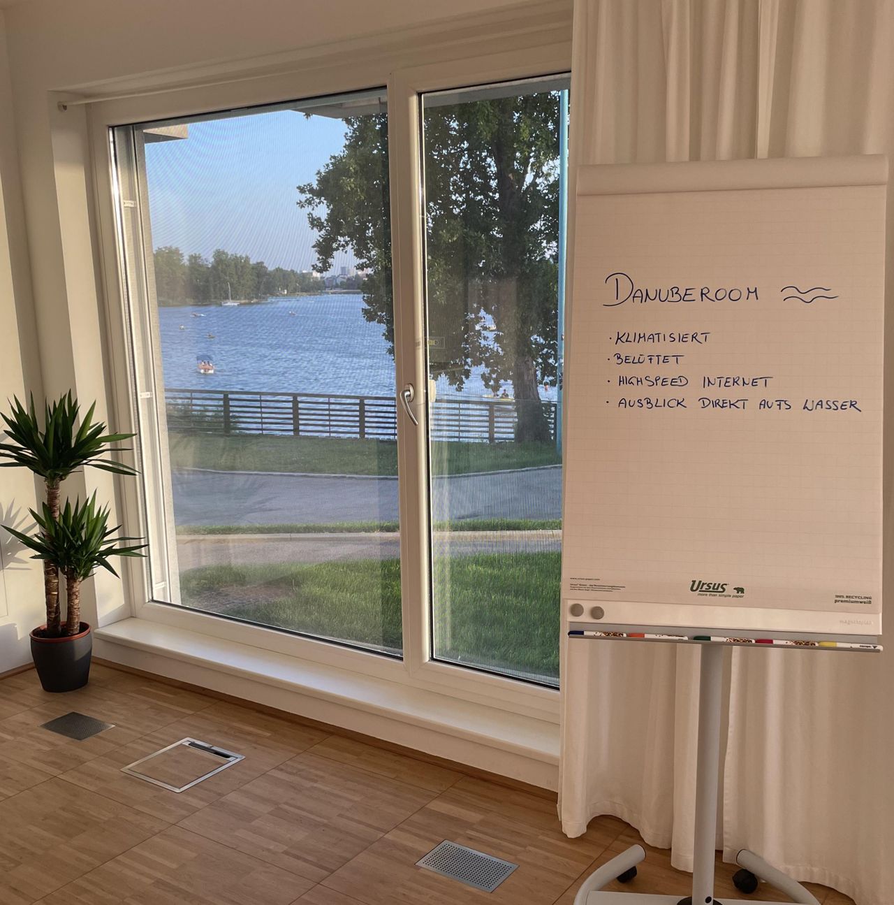 Vienna  Seminar rooms Danuberoom Location 2 image 2