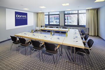 Mainz   Tagungsraum mit Tageslicht image 1