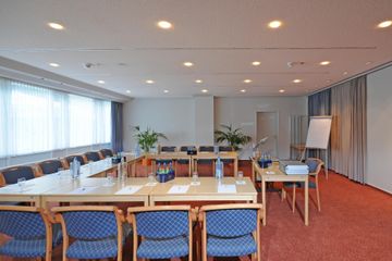 Rest of the World   Brunnensaal image 1