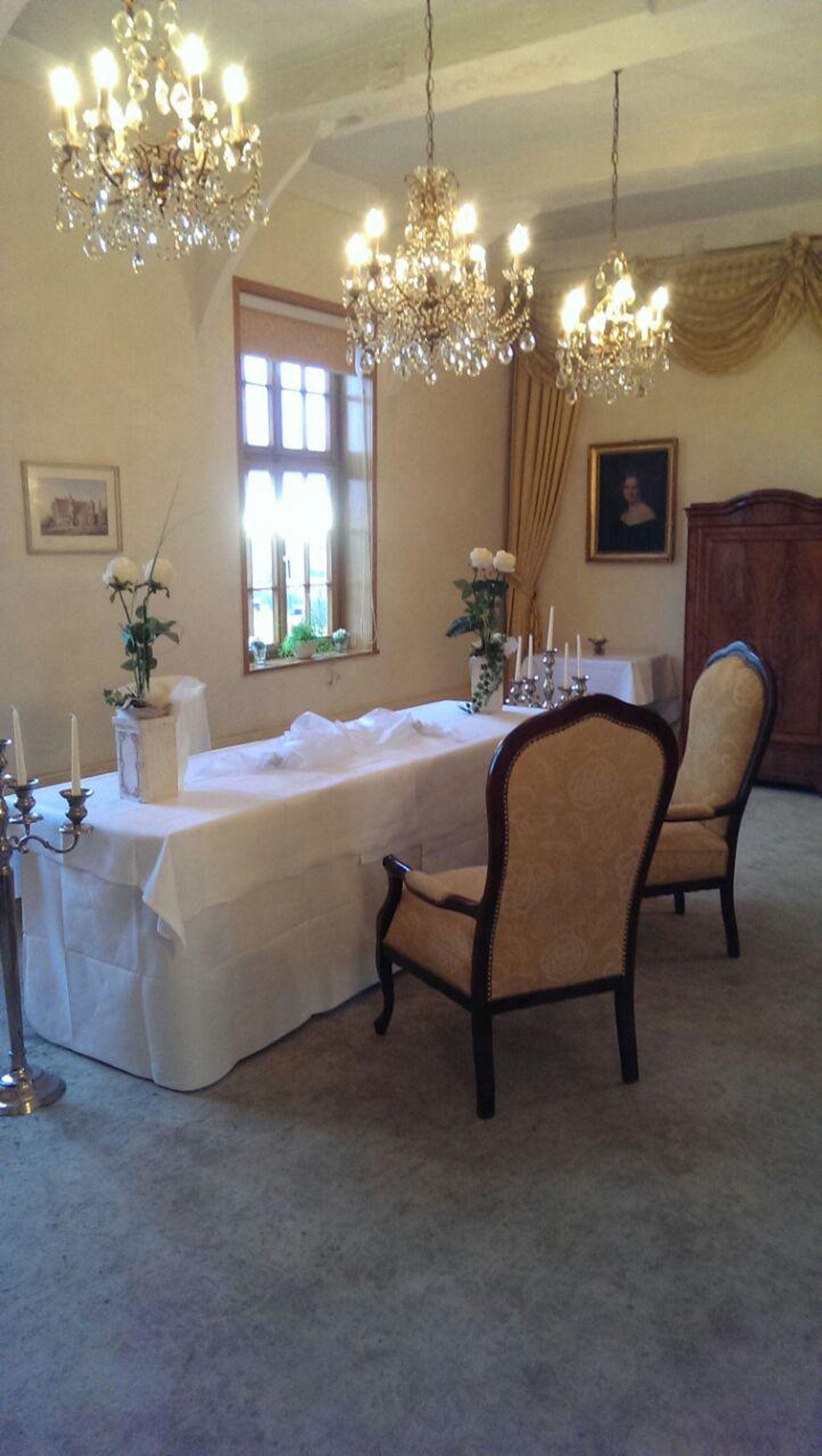 Rest of the World   Hochzeitszimmer image 1